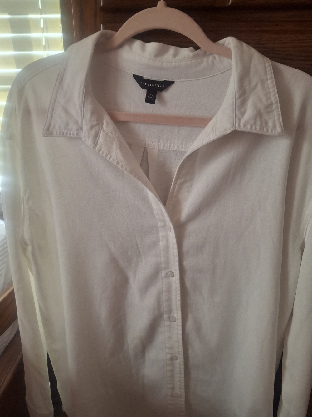 The Limited White Collared Button-Down Blouse